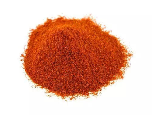 Heera paprika powder in 1kg and 5kg bulk packages, premium ground spice for cooking and catering, bright red and finely ground.