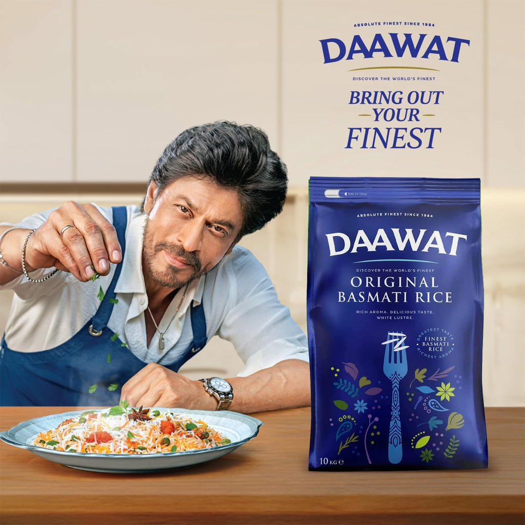 Daawat Original Basmati Rice aged and aromatic grains in 10kg bag, with a close-up of rice grains in a bowl on white background.