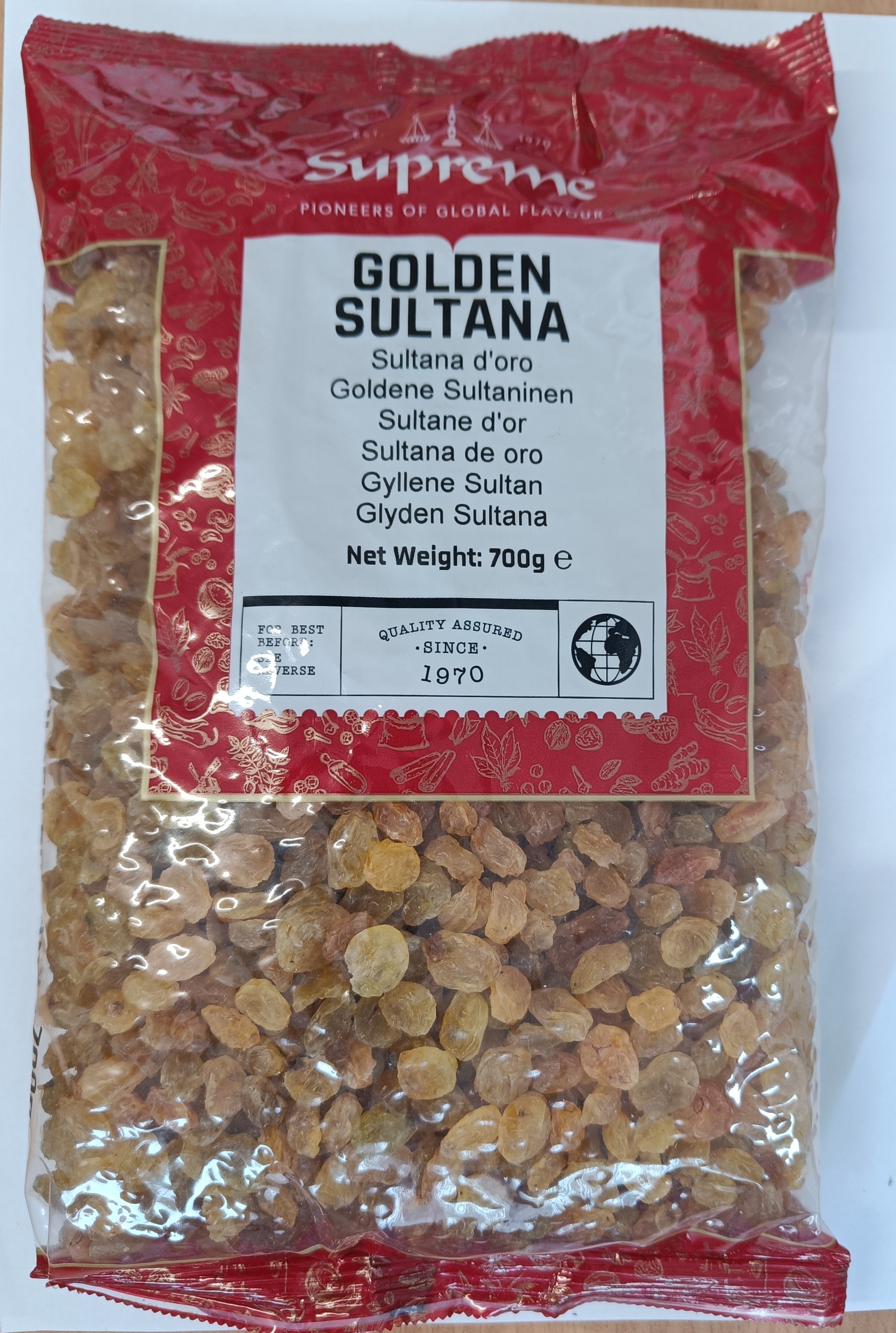 Supreme Heera Golden Sultanas 700g dried fruit for baking, cooking, and snacking, shown in a clear image.